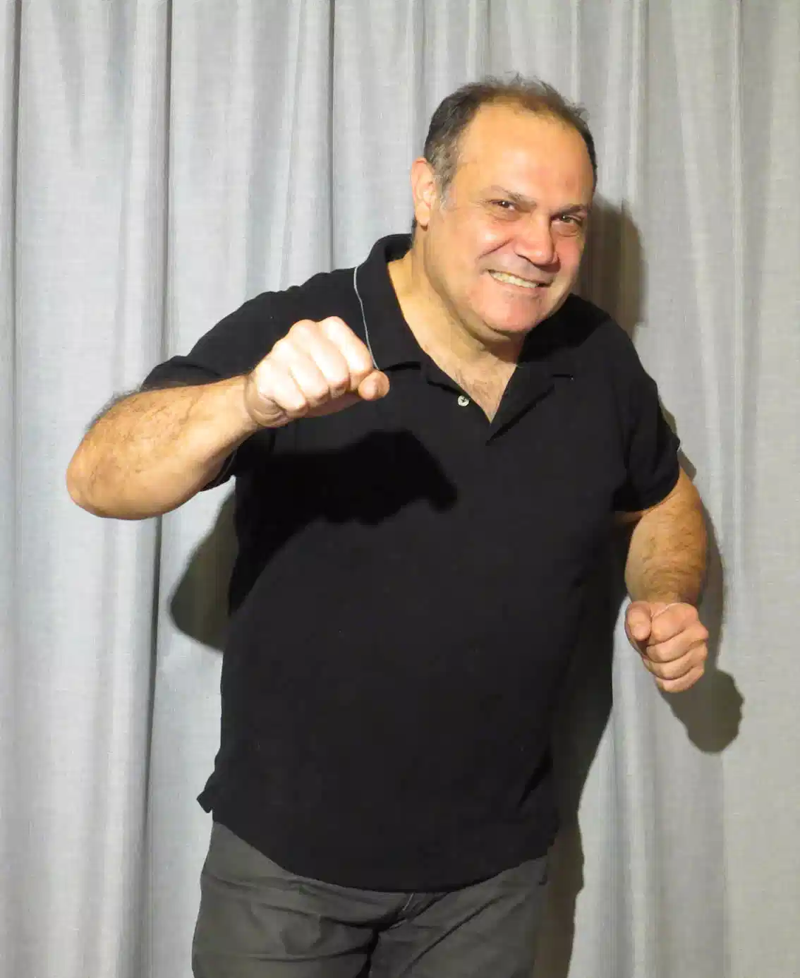 Checho Falco, comediante y productor de Noches de Stand Up en La Plata